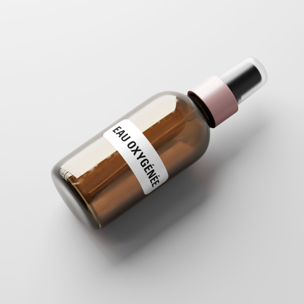 Etiquette de préparation "eau oxygénée" par 720